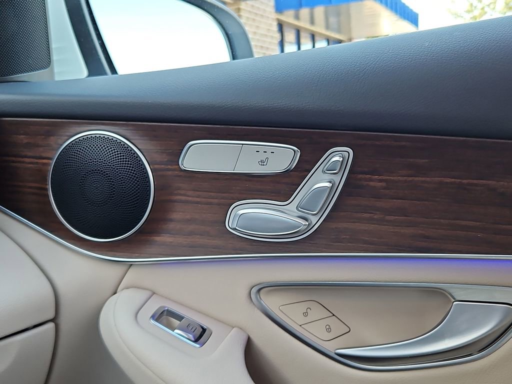 Used 2022 Mercedes-Benz GLC 300 4MATIC image 26