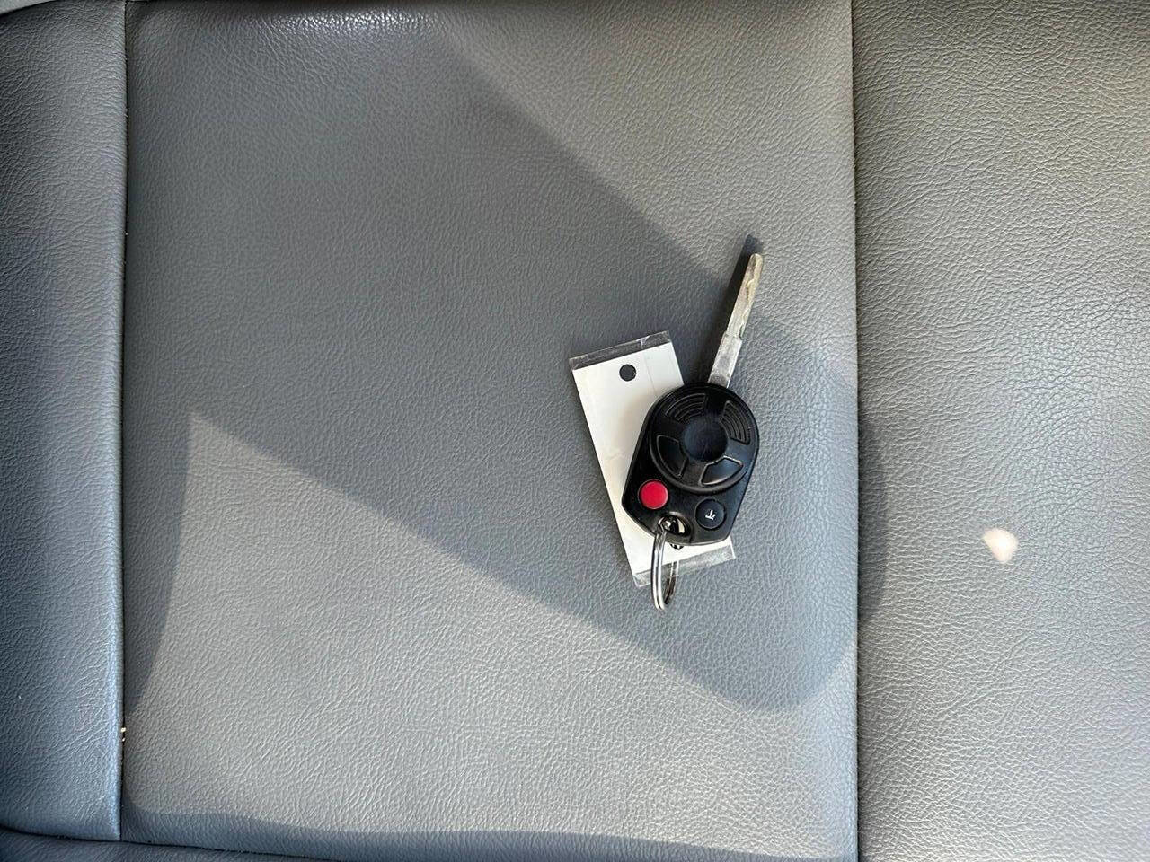 Used 2015 Ford Transit 250 148 Low Roof image 17