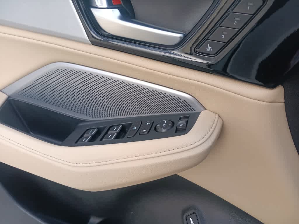 Used 2026 Acura MDX SH-AWD image 16