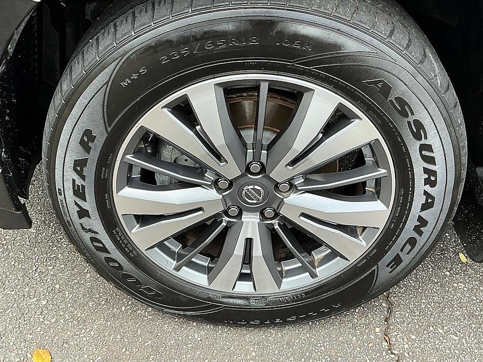Used 2020 Nissan Pathfinder S AWD/4WD image 8