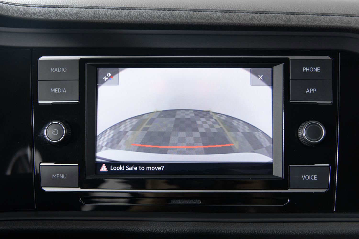 Used 2021 Volkswagen Jetta S w/ Driver Assistance Package image 33