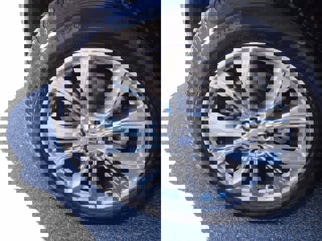 Used 2023 Ford Explorer XLT w/ Equipment Group 202A image 43