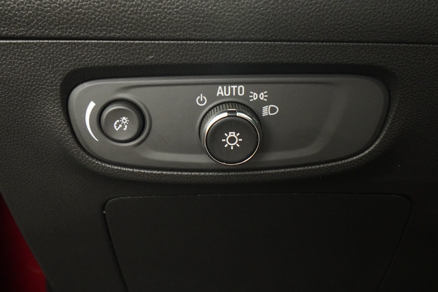 Used 2024 Buick Encore GX Preferred AWD/4WD image 12