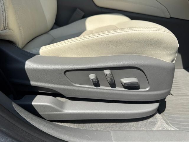 Used 2020 Cadillac XT6 Premium Luxury AWD/4WD image 31