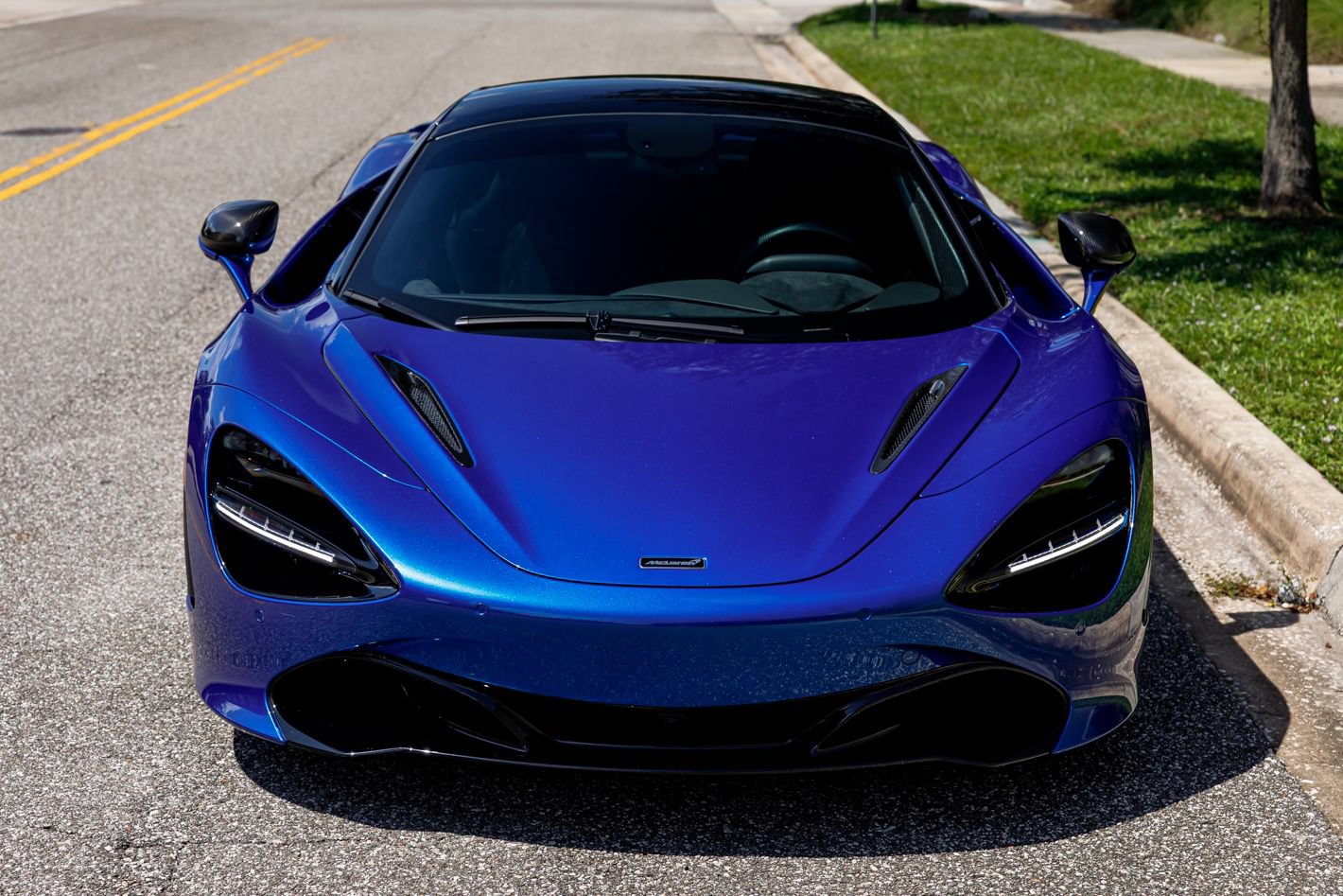 Used 2022 McLaren 720S Luxury RWD image 4