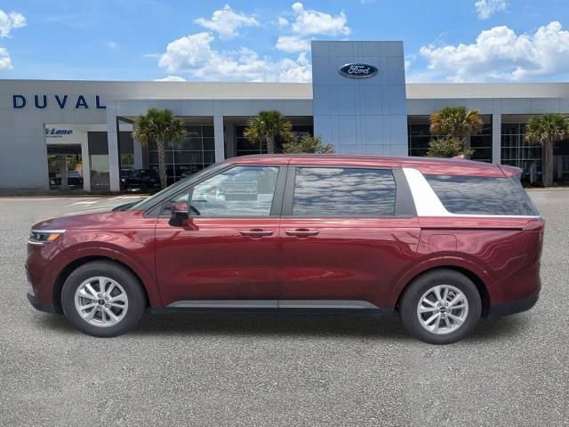 Used 2024 Kia Carnival LX FWD image 11