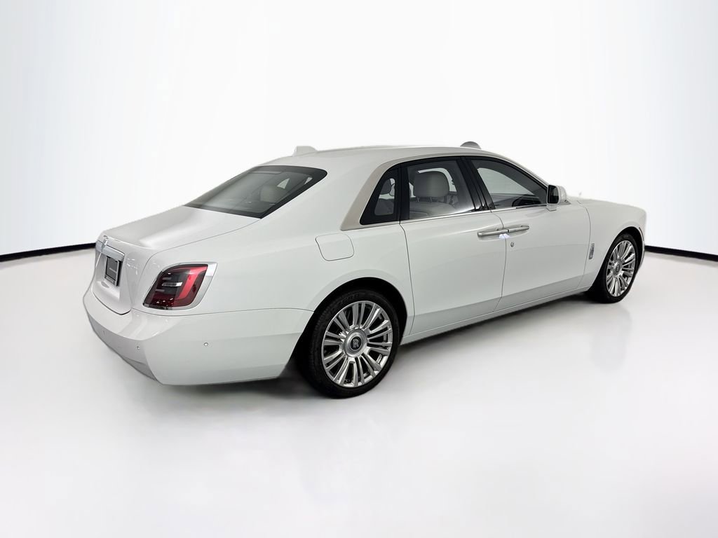 Used 2022 Rolls-Royce Ghost image 5