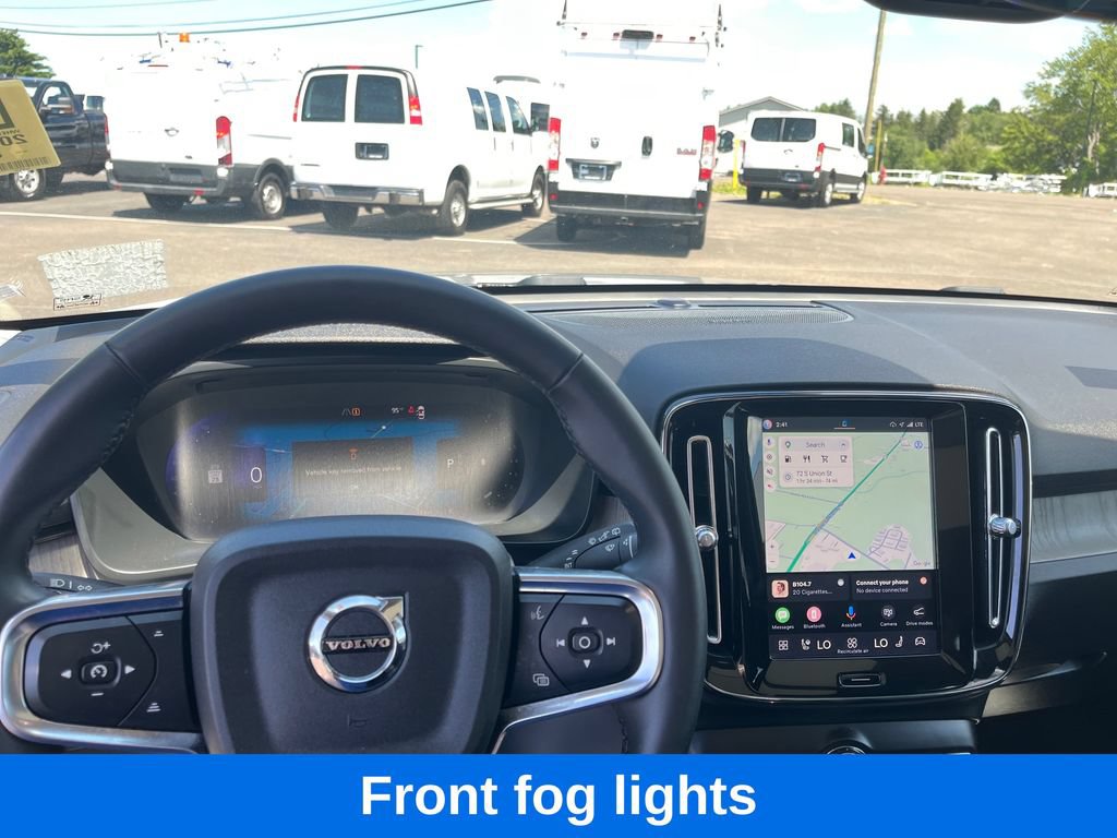 Used 2023 Volvo XC40 B5 Plus AWD/4WD image 14