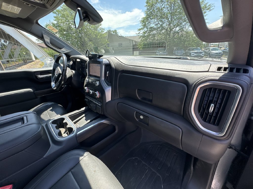 Used 2019 GMC Sierra 1500 SLT w/ SLT Premium Plus Package AWD/4WD image 30
