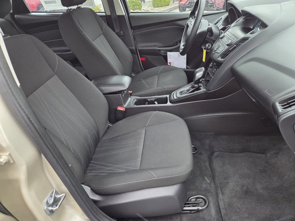 Used 2018 Ford Focus SE image 16