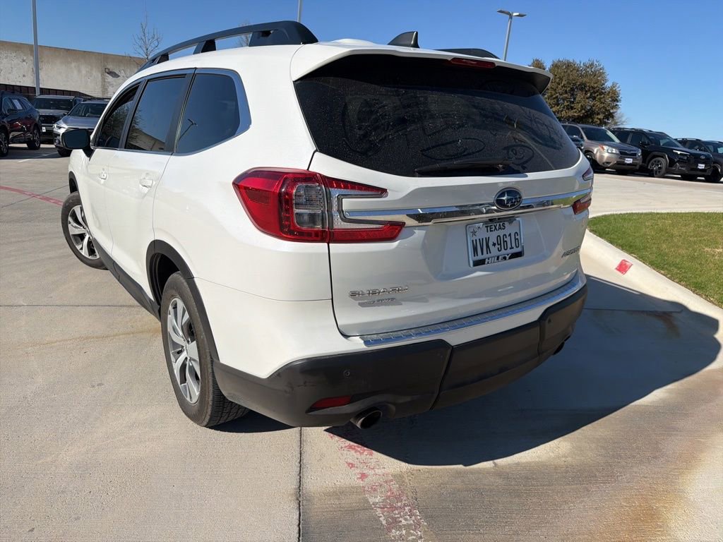 Used 2023 Subaru Ascent Premium w/ Convenience Package image 3