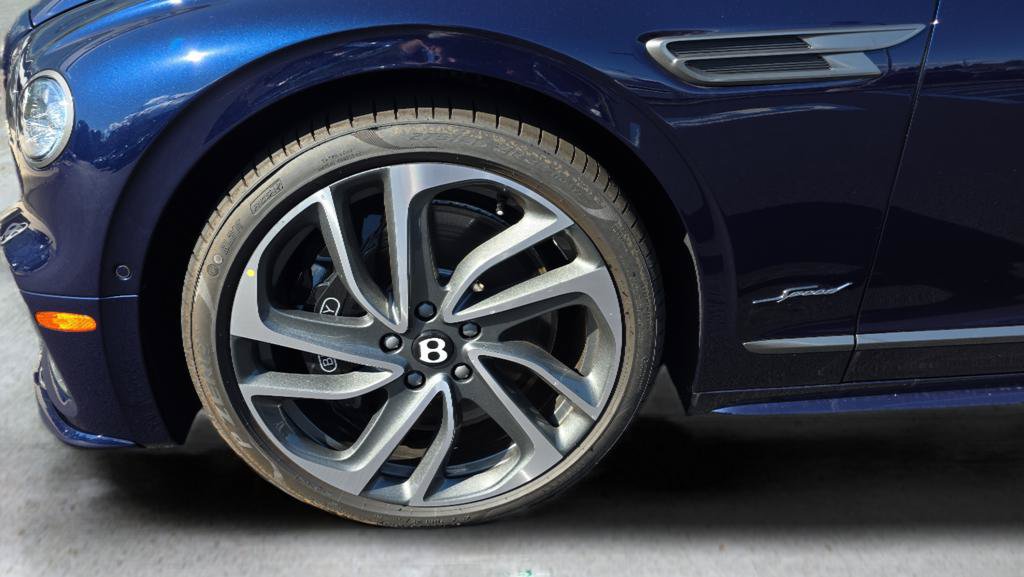 New 2025 Bentley Flying Spur Plug-In Hybrid AWD/4WD image 16
