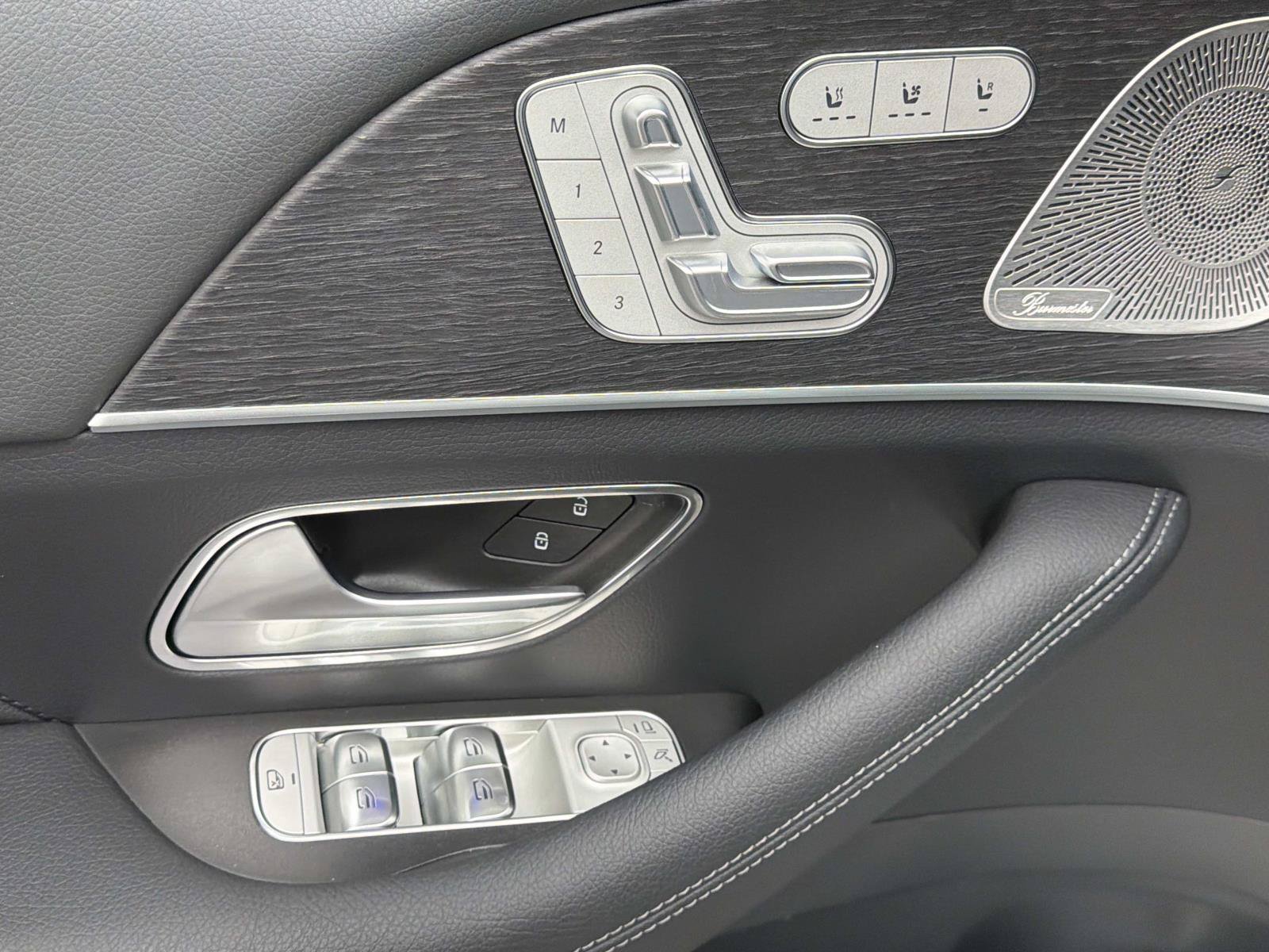 Certified 2025 Mercedes-Benz GLE 450e 4MATIC image 16
