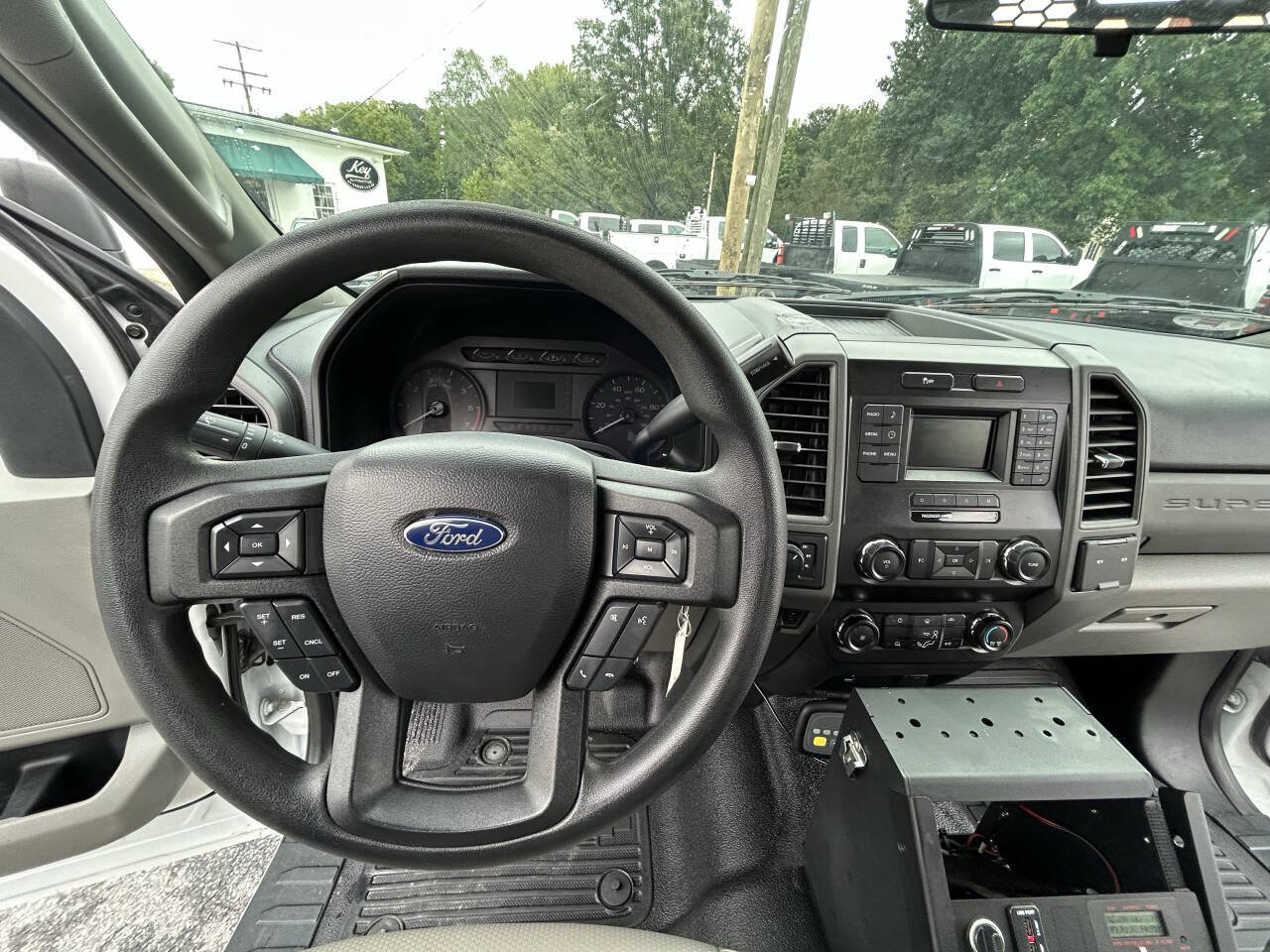 Used 2019 Ford F250 XL w/ Power Equipment Group AWD/4WD image 16