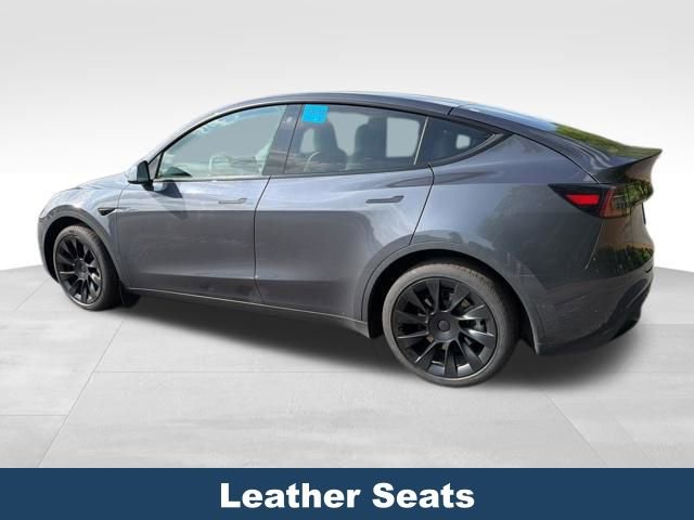 Used 2021 Tesla Model Y Long Range AWD/4WD image 5