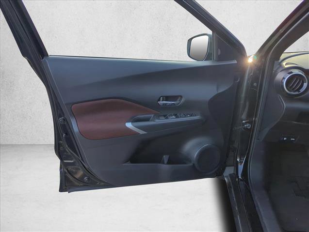Used 2024 Nissan Kicks SR image 10