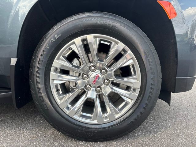Used 2021 GMC Yukon Denali w/ Advanced Technology Package image 16