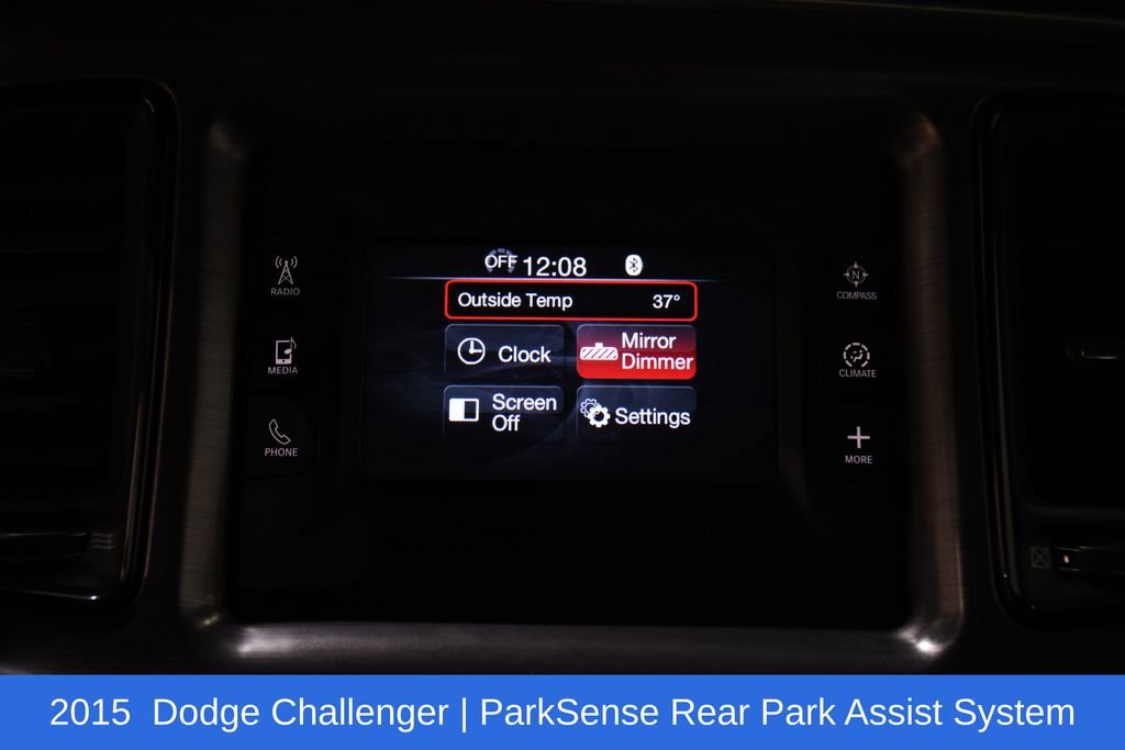 Used 2015 Dodge Challenger SXT w/ Driver Convenience Group image 17