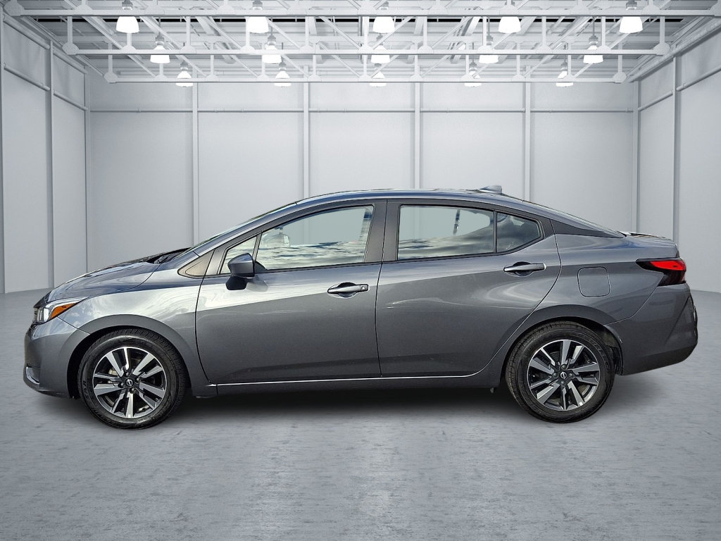 Used 2024 Nissan Versa SV FWD image 2