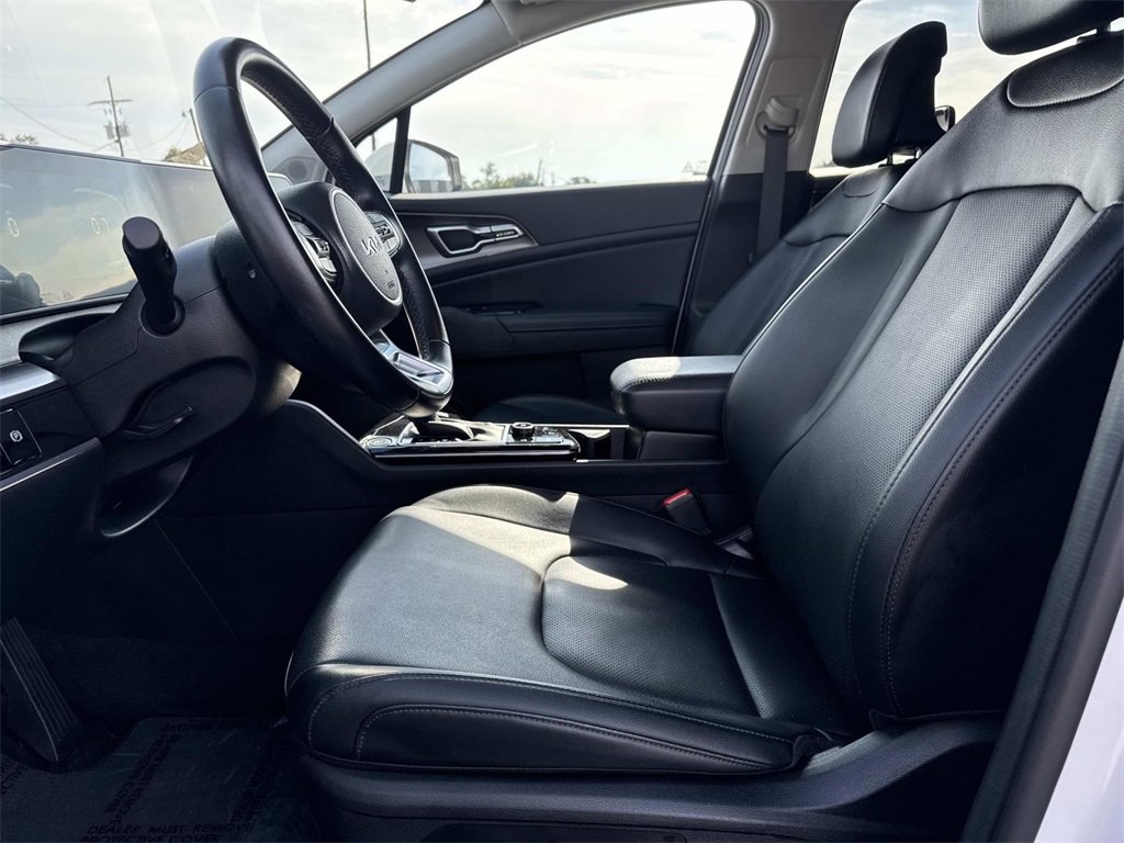 Certified 2023 Kia Sportage EX image 32