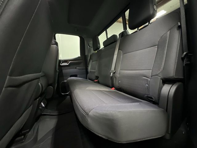 New 2026 GMC Sierra 1500 SLE image 24