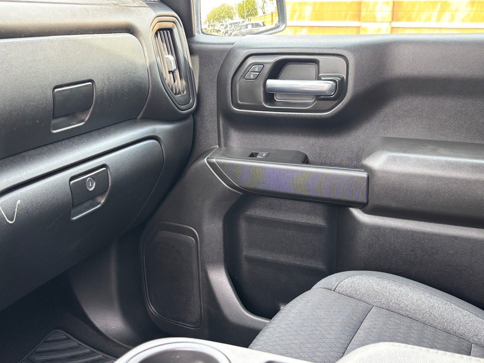 Used 2024 Chevrolet Silverado 1500 Custom w/ Turbomax Blackout Package AWD/4WD image 19