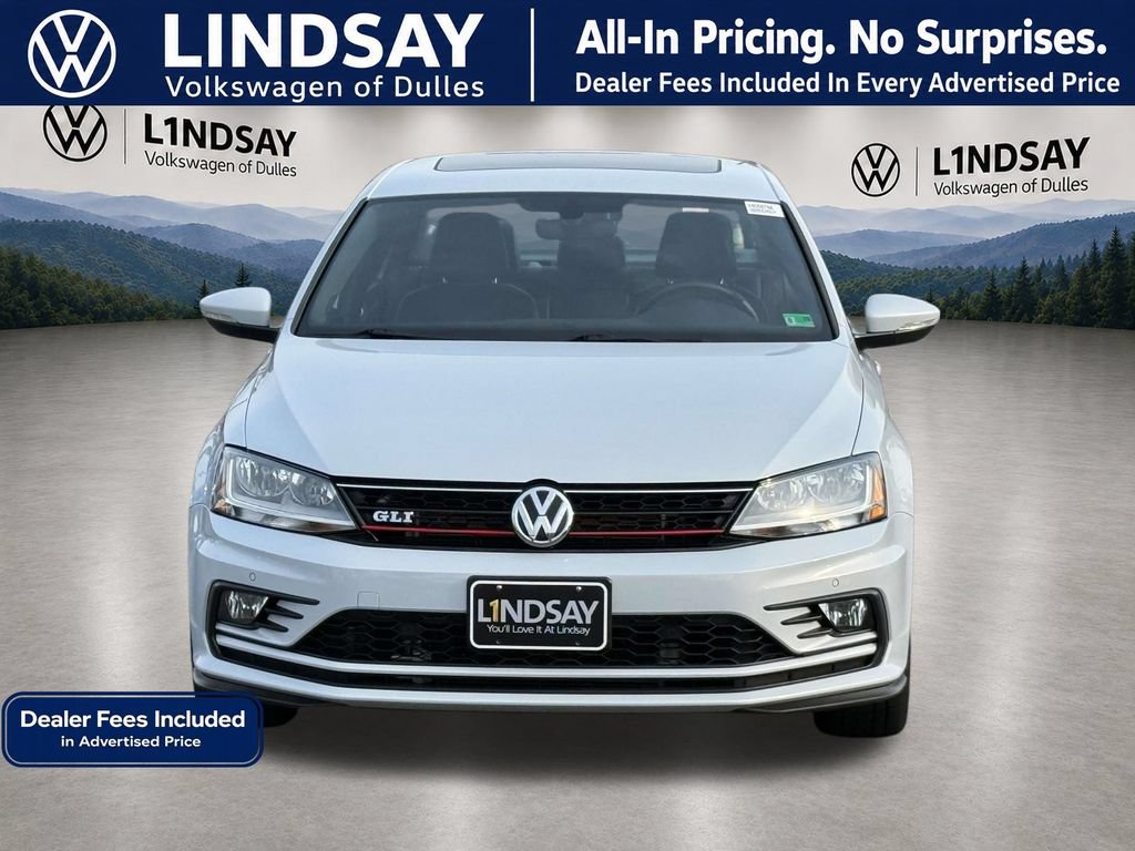 Used 2017 Volkswagen Jetta GLI FWD image 3