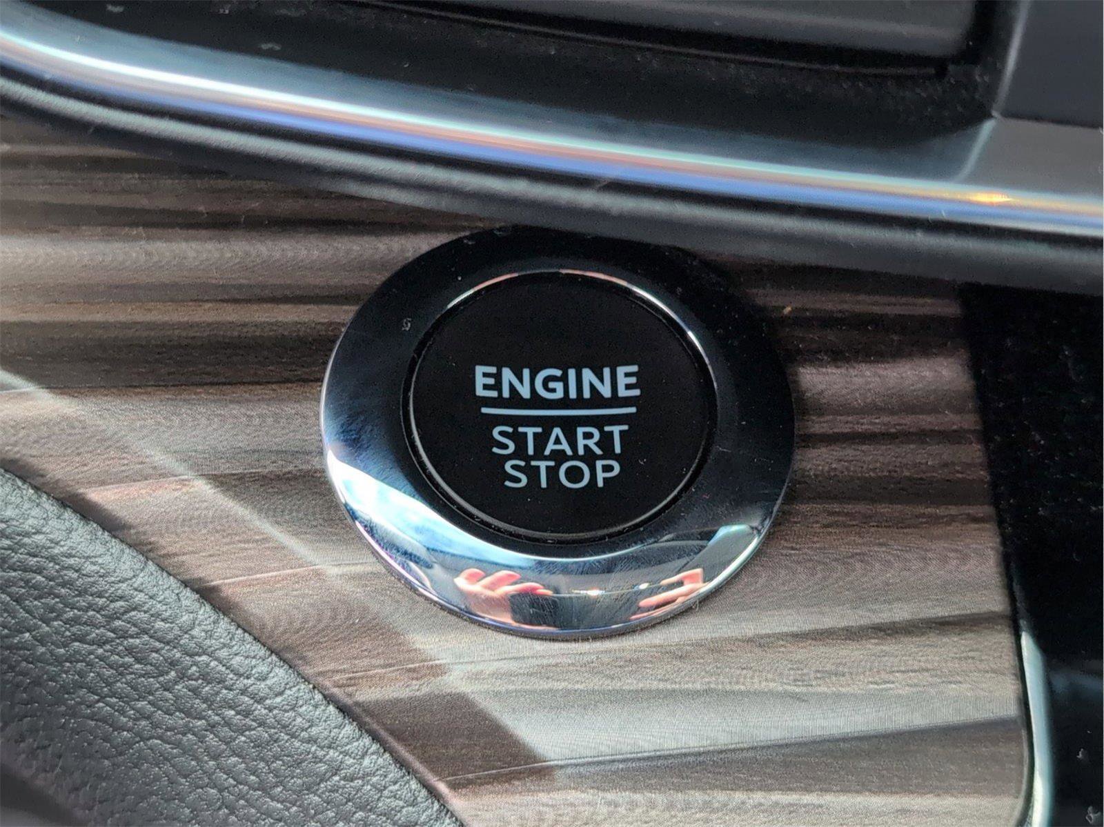 Used 2023 Ford Explorer Limited w/ Limited Technology Package image 24