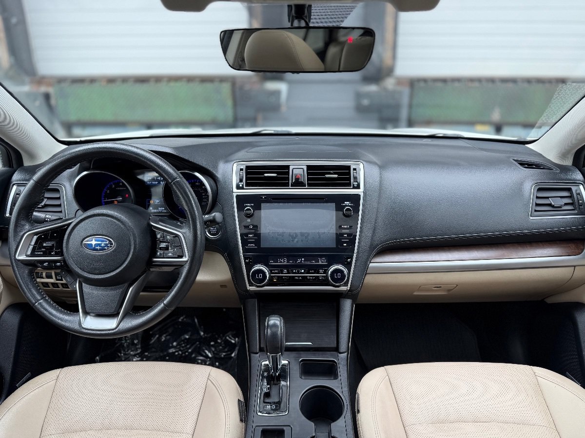 Used 2018 Subaru Outback 2.5i Limited AWD/4WD image 22