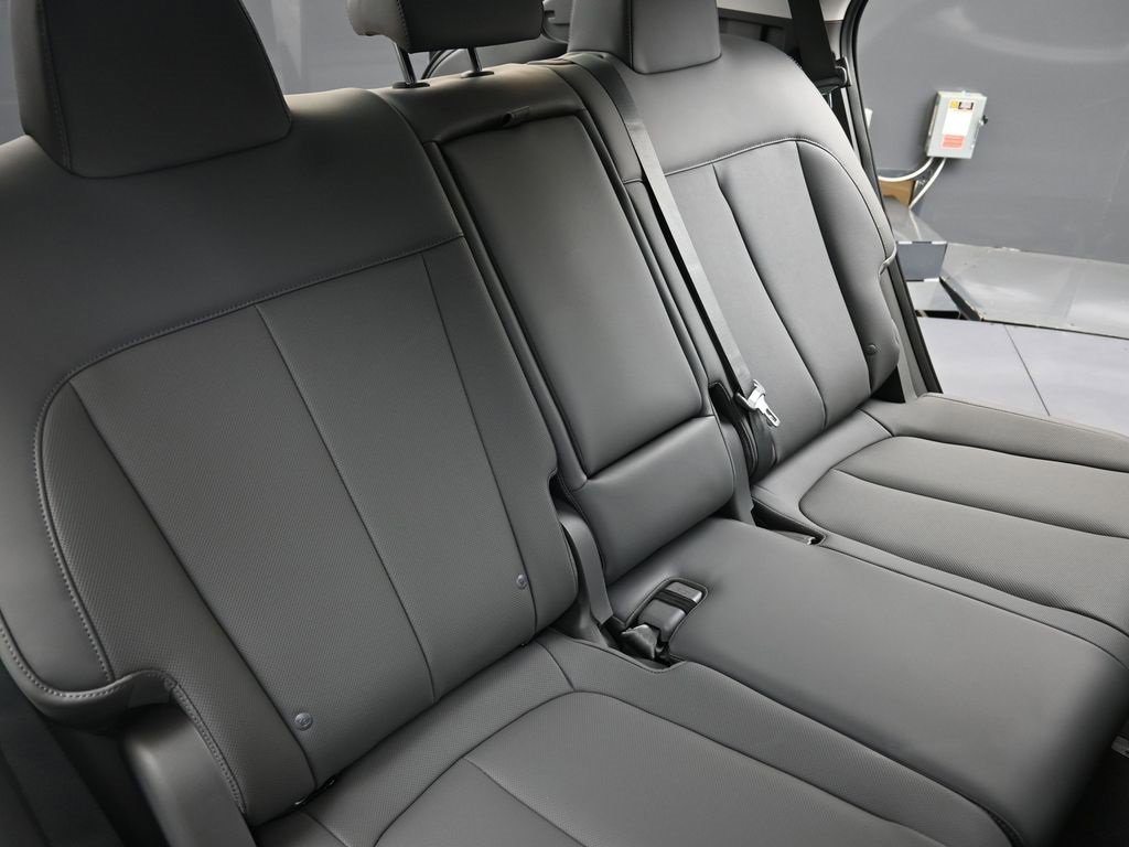 New 2025 Hyundai Ioniq 5 SEL image 16