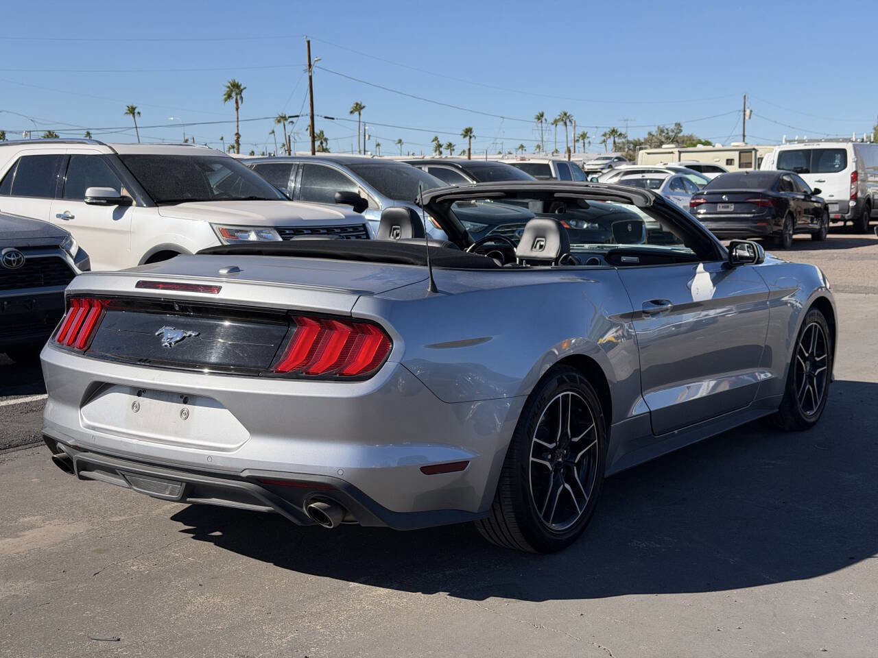 Used 2023 Ford Mustang Premium image 14