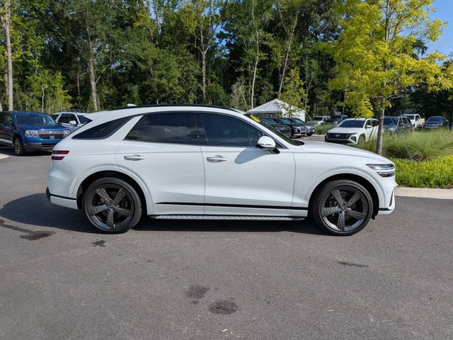 Used 2025 Genesis GV70 3.5T Sport w/ Sport Advanced Package AWD/4WD image 3