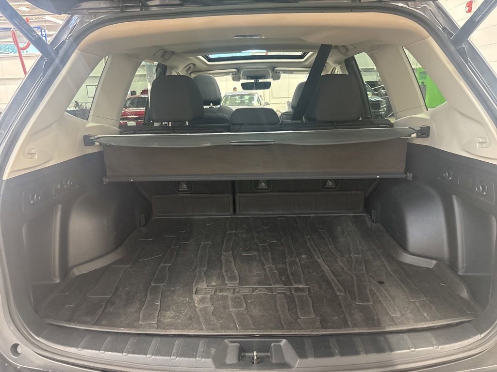 Used 2021 Subaru Forester Premium AWD/4WD image 17