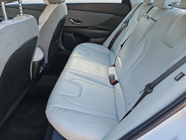 Used 2024 Hyundai Elantra Limited FWD image 20