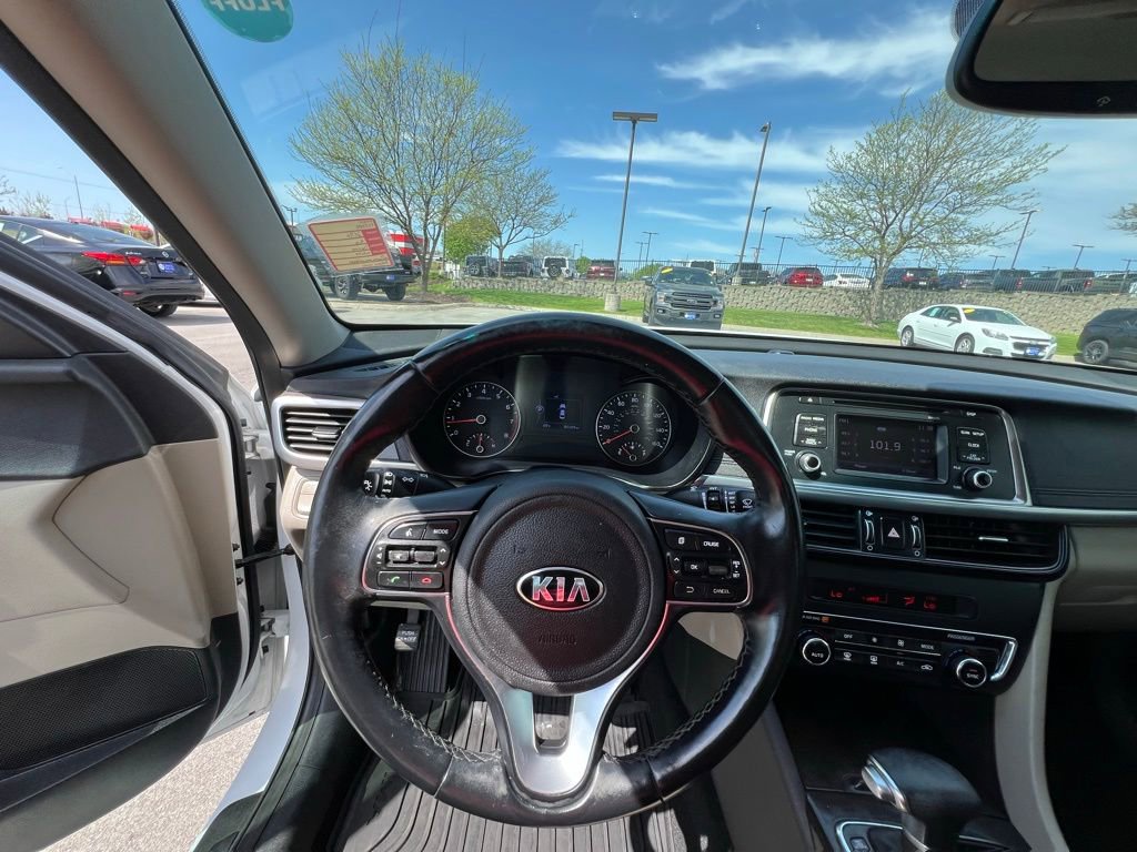 Used 2016 Kia Optima EX w/ Paint Protection Film Package FWD image 38