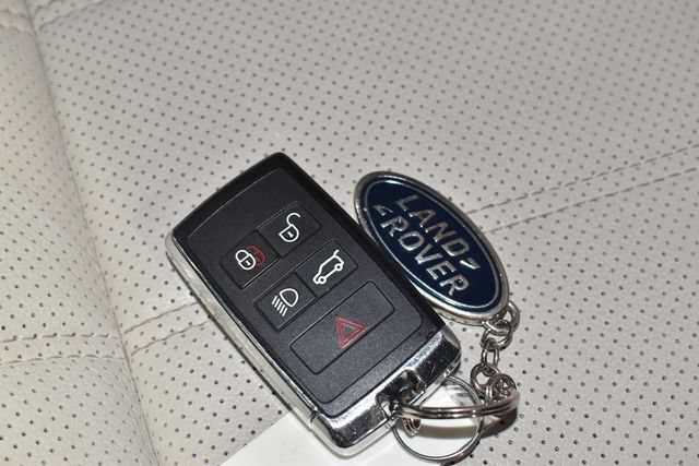 Used 2021 Land Rover Range Rover Velar R-Dynamic S AWD/4WD image 13