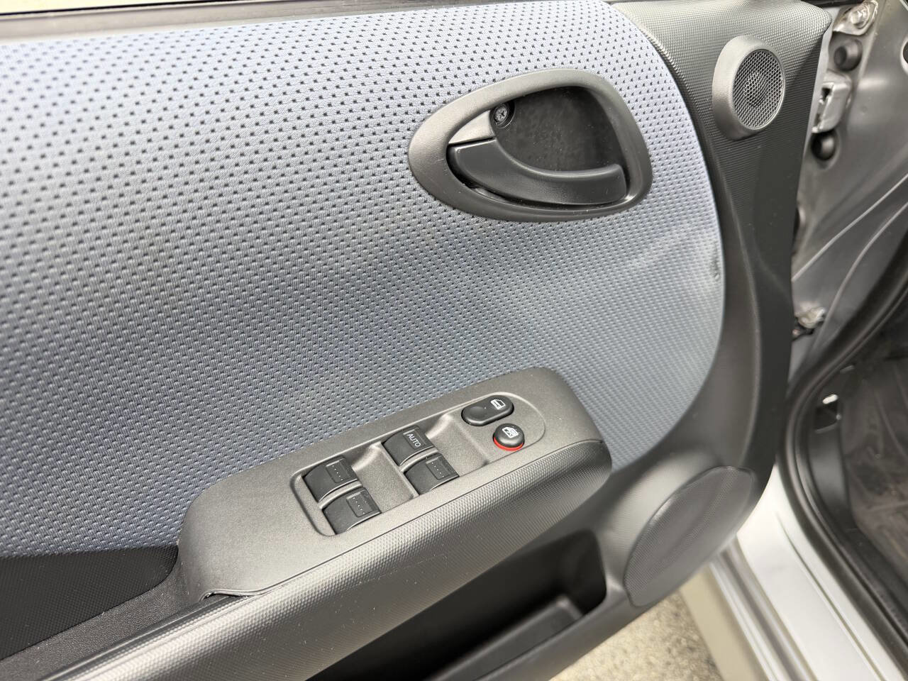 Used 2007 Honda Fit Sport image 11