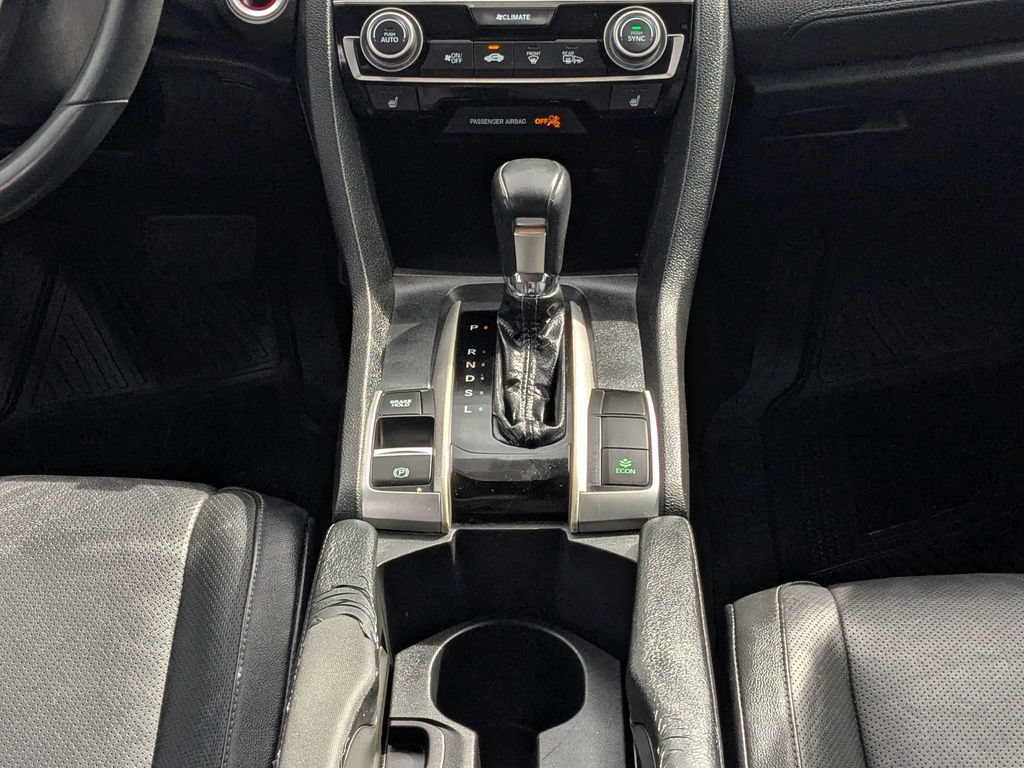 Used 2017 Honda Civic Touring image 18