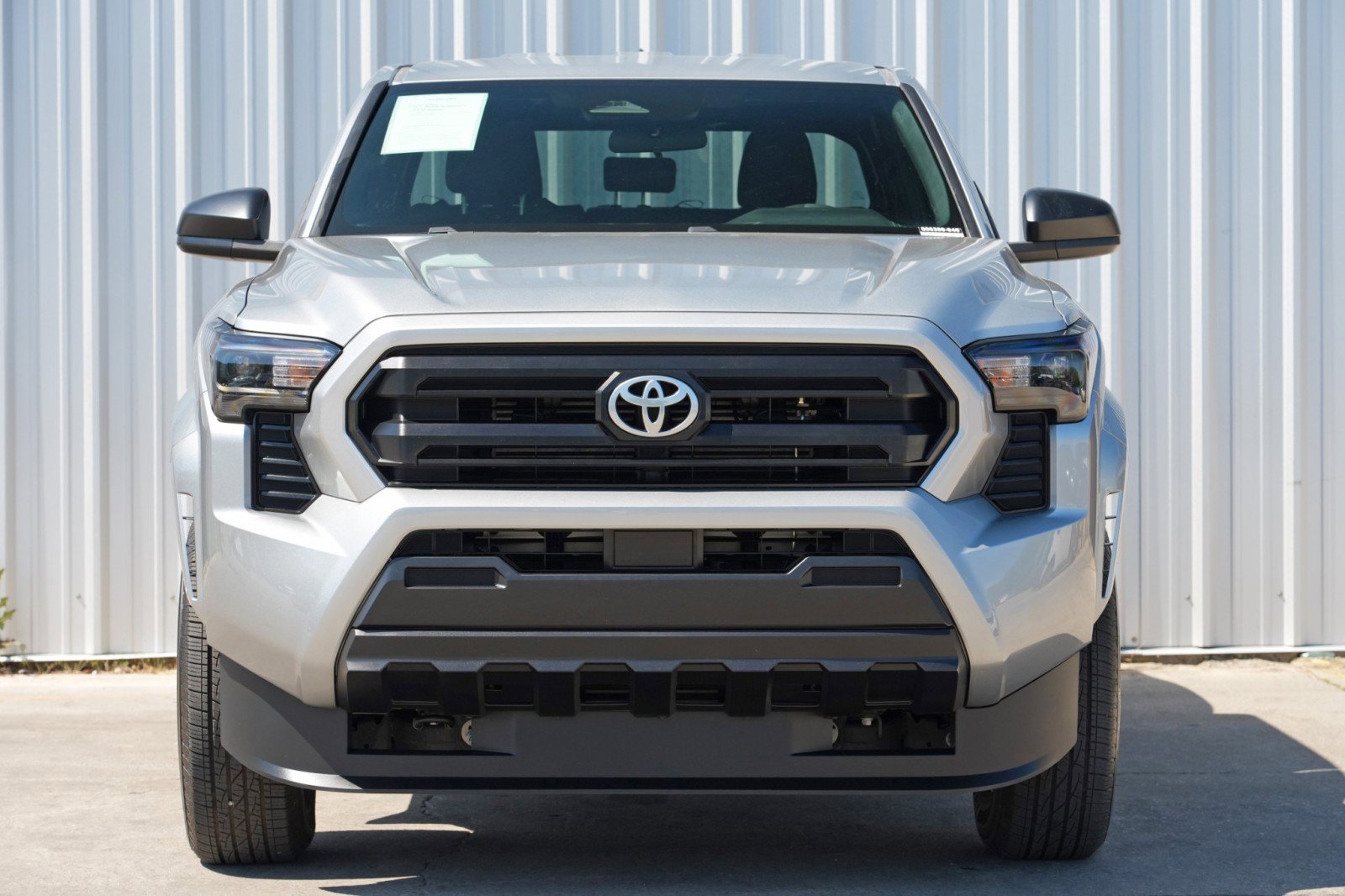Used 2024 Toyota Tacoma SR image 5