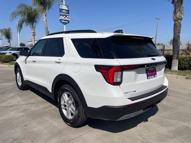 New 2026 Ford Explorer Active w/ Active Comfort Package RWD image 3