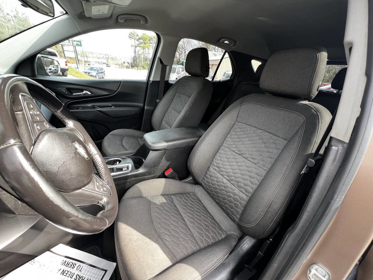 Used 2019 Chevrolet Equinox LT FWD image 14