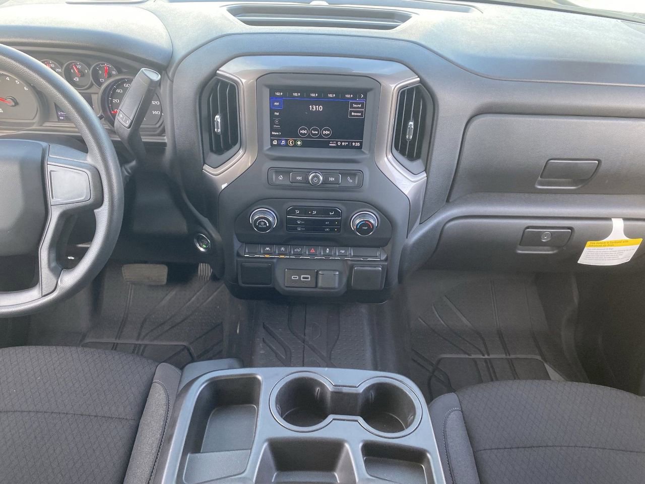 Used 2025 Chevrolet Silverado 1500 Custom image 14