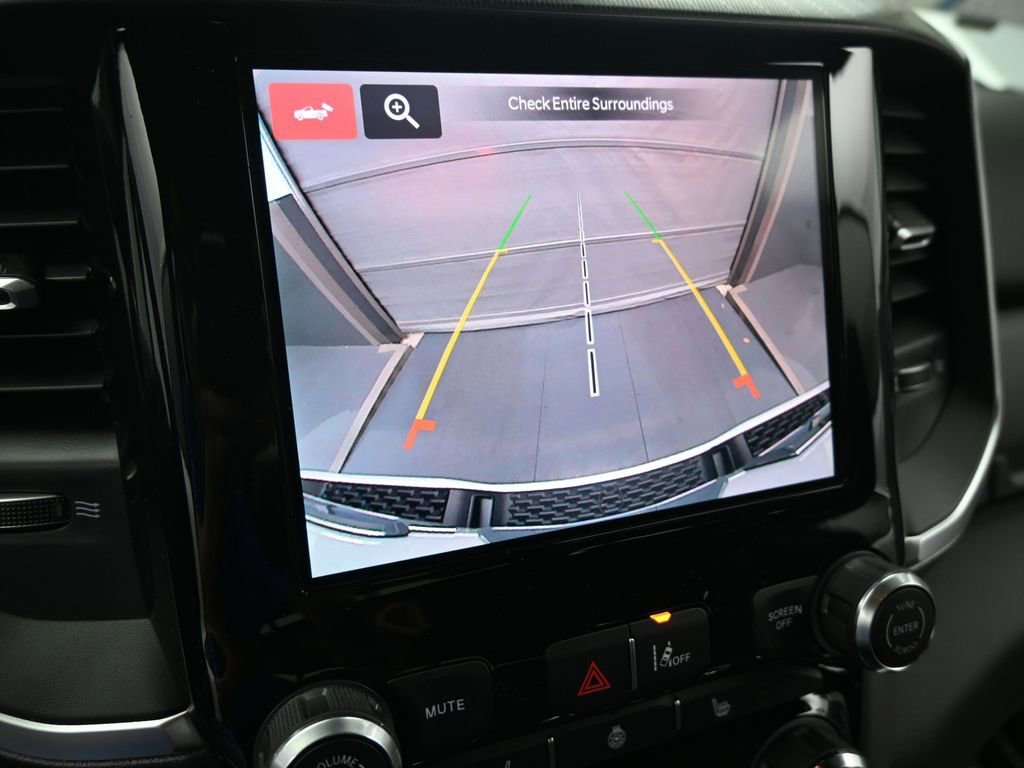 New 2026 RAM 1500 4x4 Crew Cab image 38