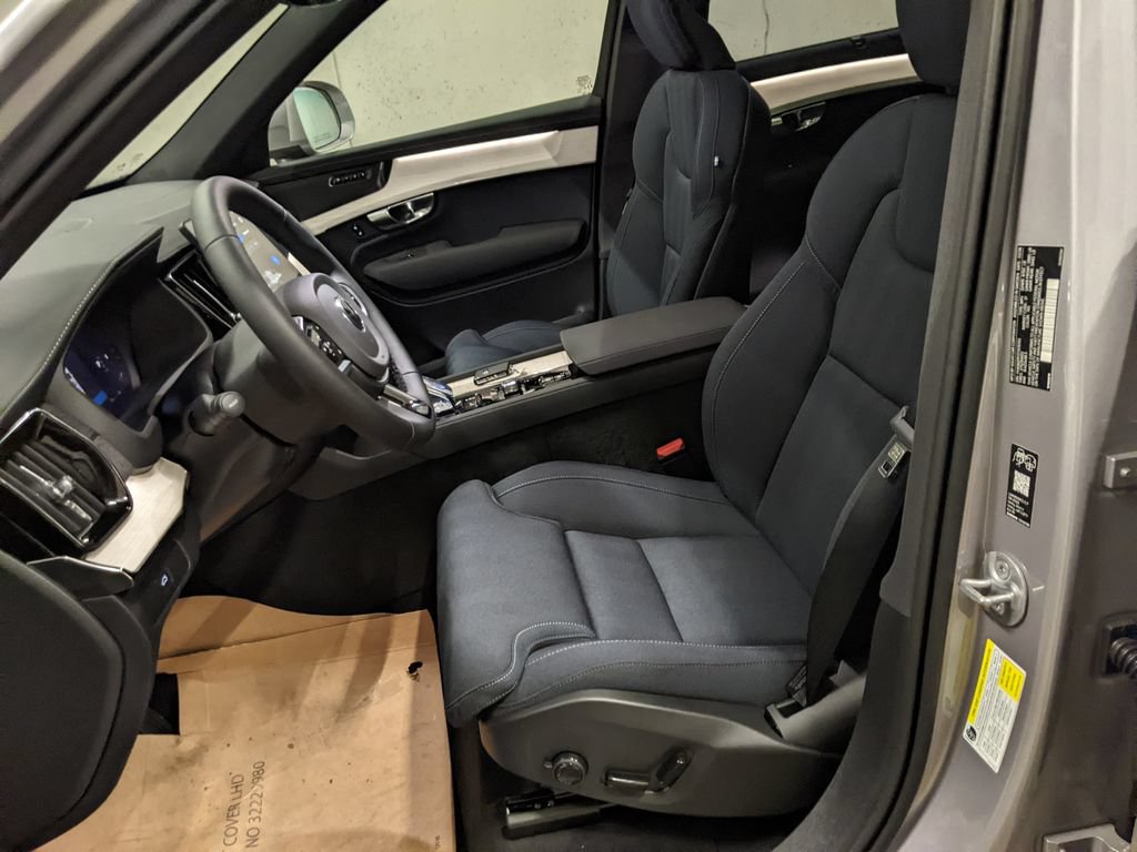 New 2026 Volvo XC90 B6 Ultra w/ Protection Package Premier AWD/4WD image 11