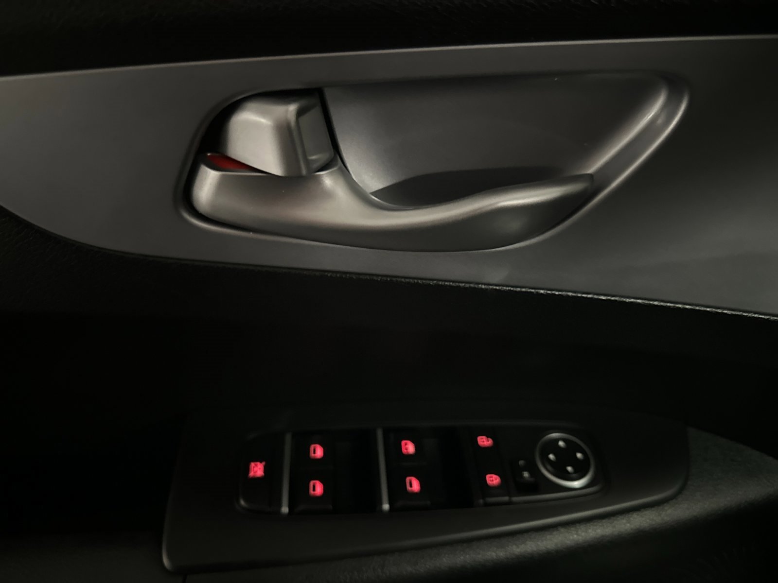 Used 2023 Kia Forte LXS image 10