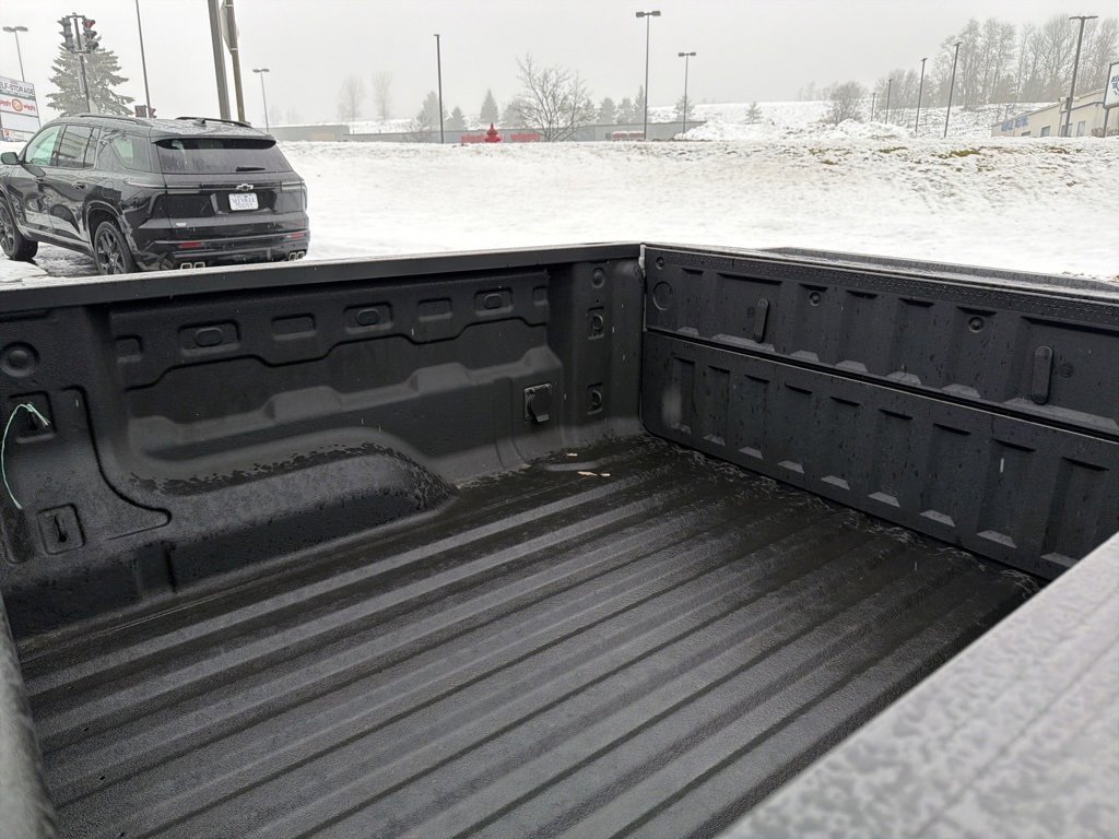 Used 2025 GMC Canyon Elevation w/ Convenience Package image 26