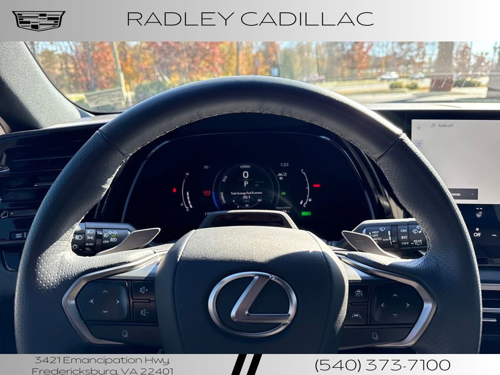 Used 2024 Lexus RX 500h F Sport w/ Convenience Package image 17