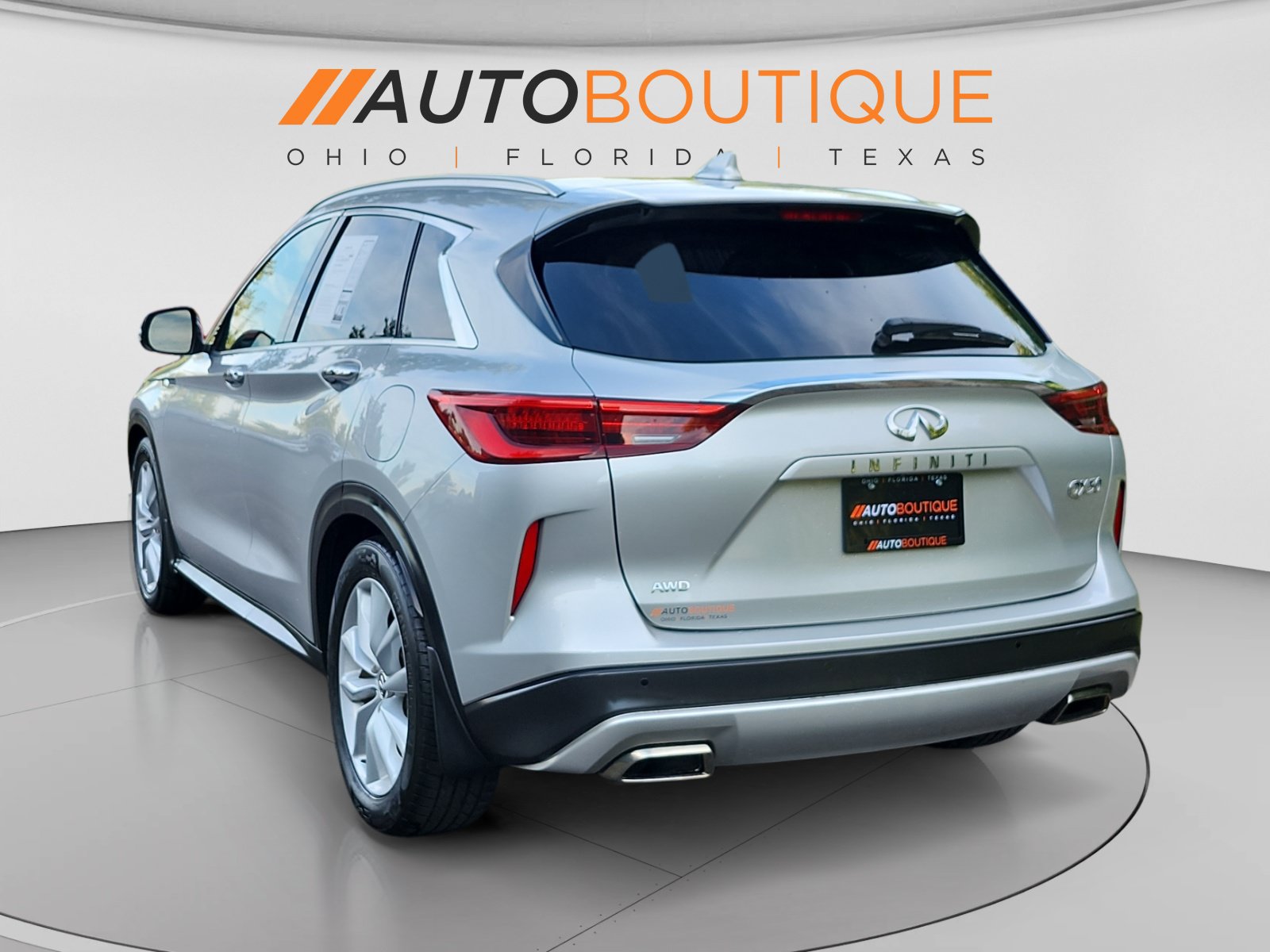 Used 2019 INFINITI QX50 Essential w/ Proactive Package AWD/4WD image 3