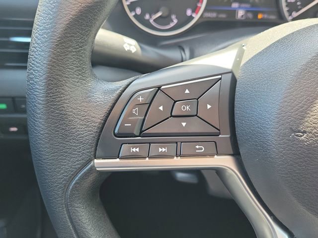 Used 2024 Nissan Sentra SV w/ Lighting Package image 24