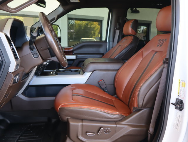 Used 2022 Ford F250 King Ranch w/ King Ranch Ultimate Package AWD/4WD image 16